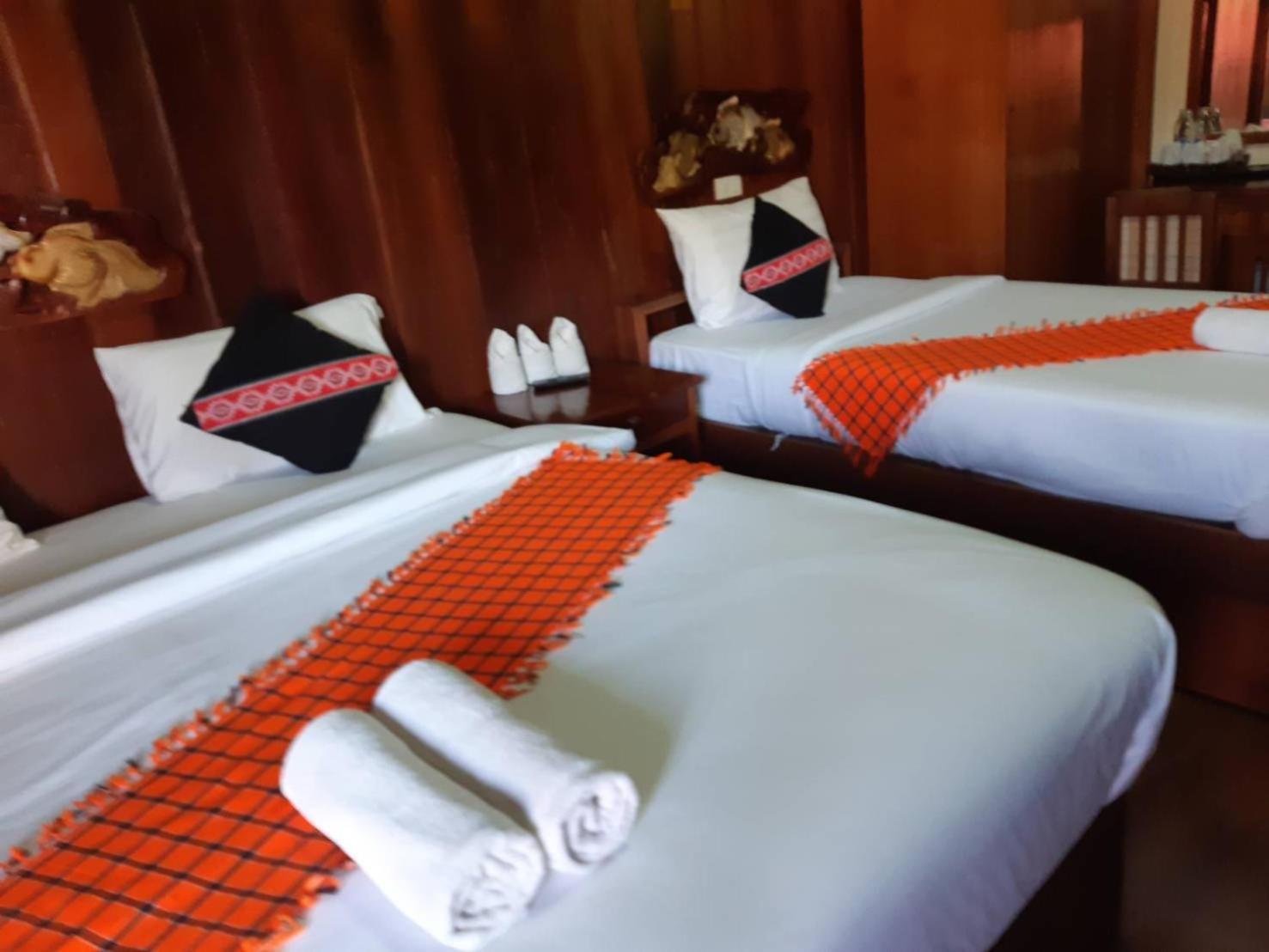 Mitkhoonyoum Hotel Ban Khun Yuam Ngoại thất bức ảnh