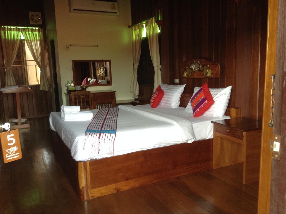 Mitkhoonyoum Hotel Ban Khun Yuam Ngoại thất bức ảnh