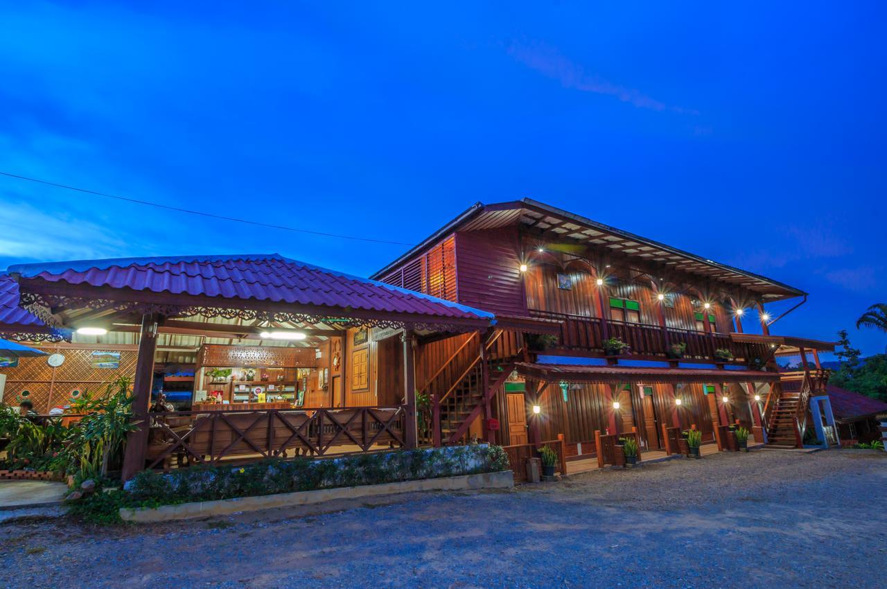 Mitkhoonyoum Hotel Ban Khun Yuam Ngoại thất bức ảnh