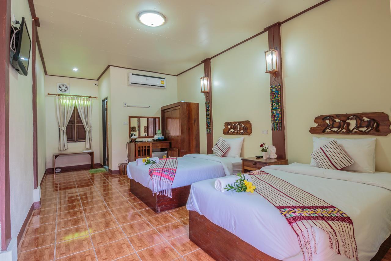 Mitkhoonyoum Hotel Ban Khun Yuam Ngoại thất bức ảnh